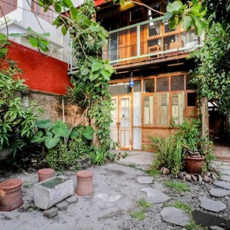 Lorong Homestay Bantul Exteriör bild