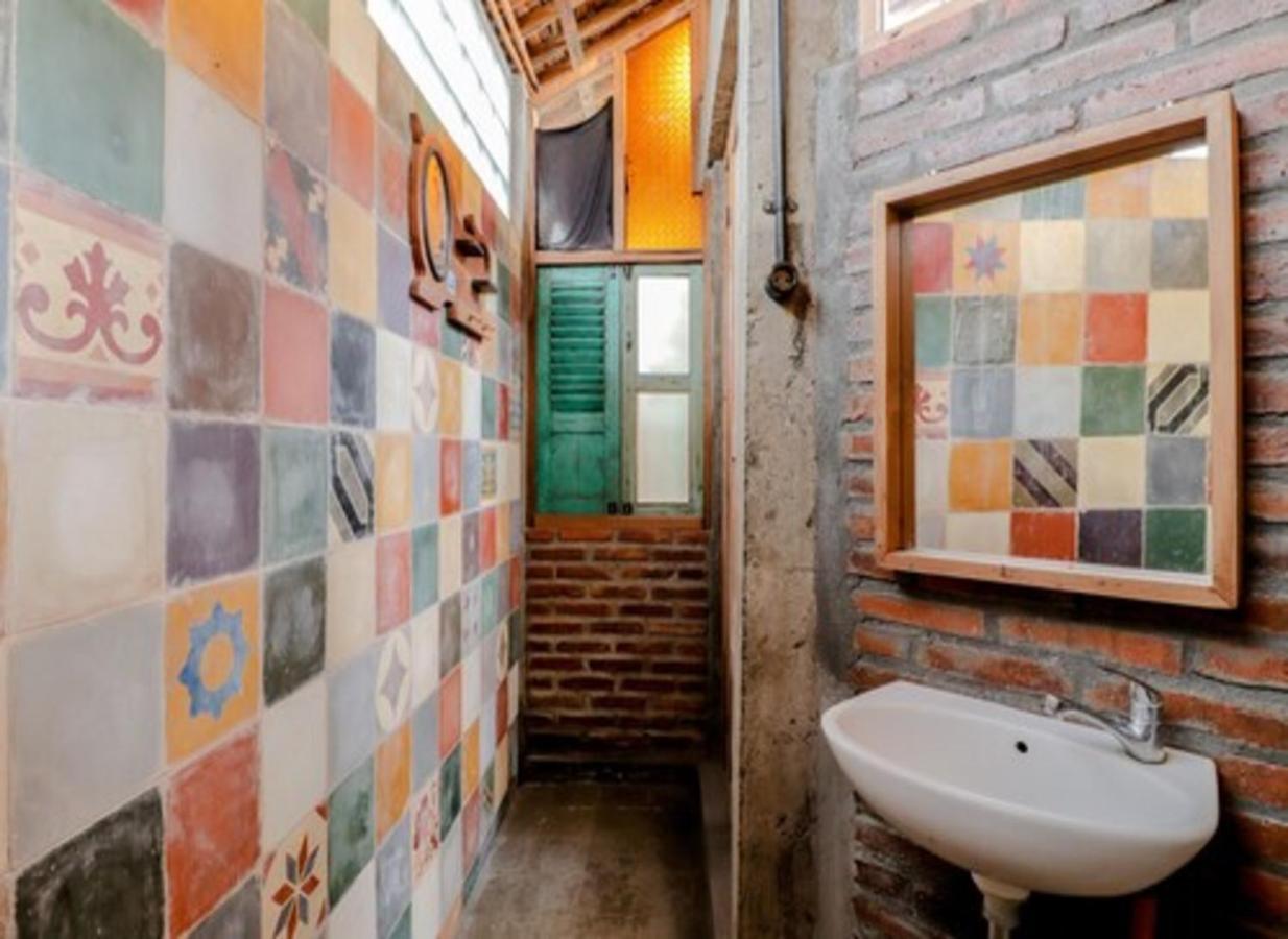 Lorong Homestay Bantul Exteriör bild