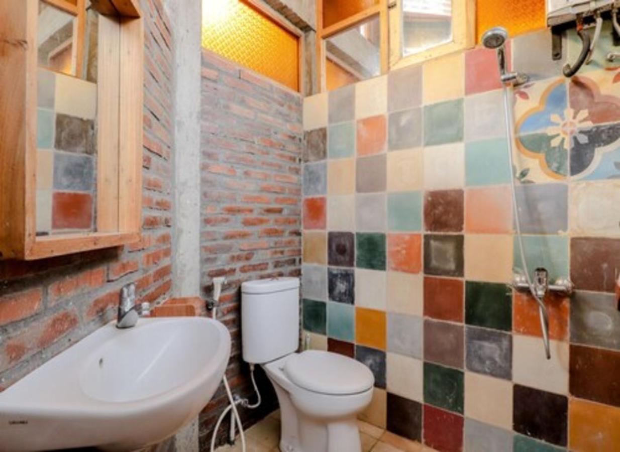 Lorong Homestay Bantul Exteriör bild