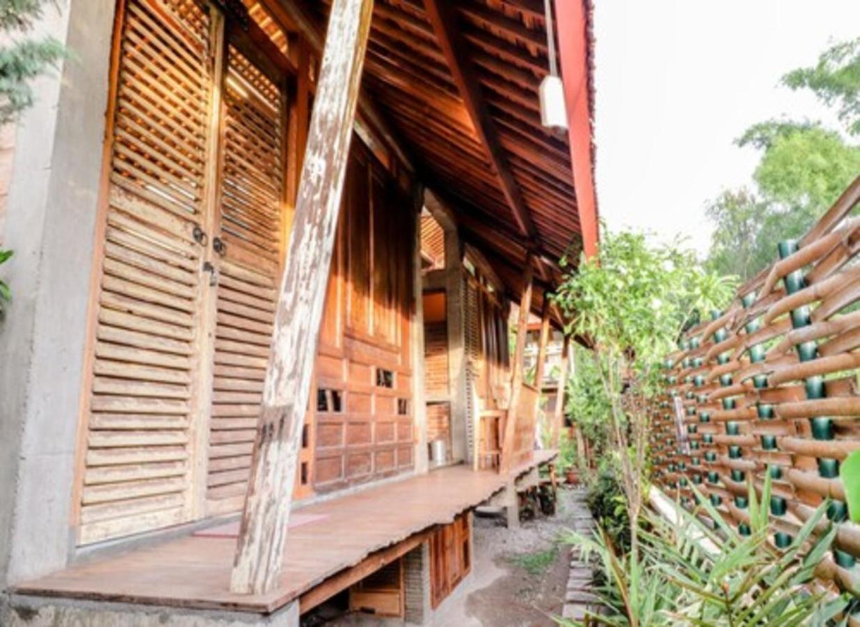 Lorong Homestay Bantul Exteriör bild