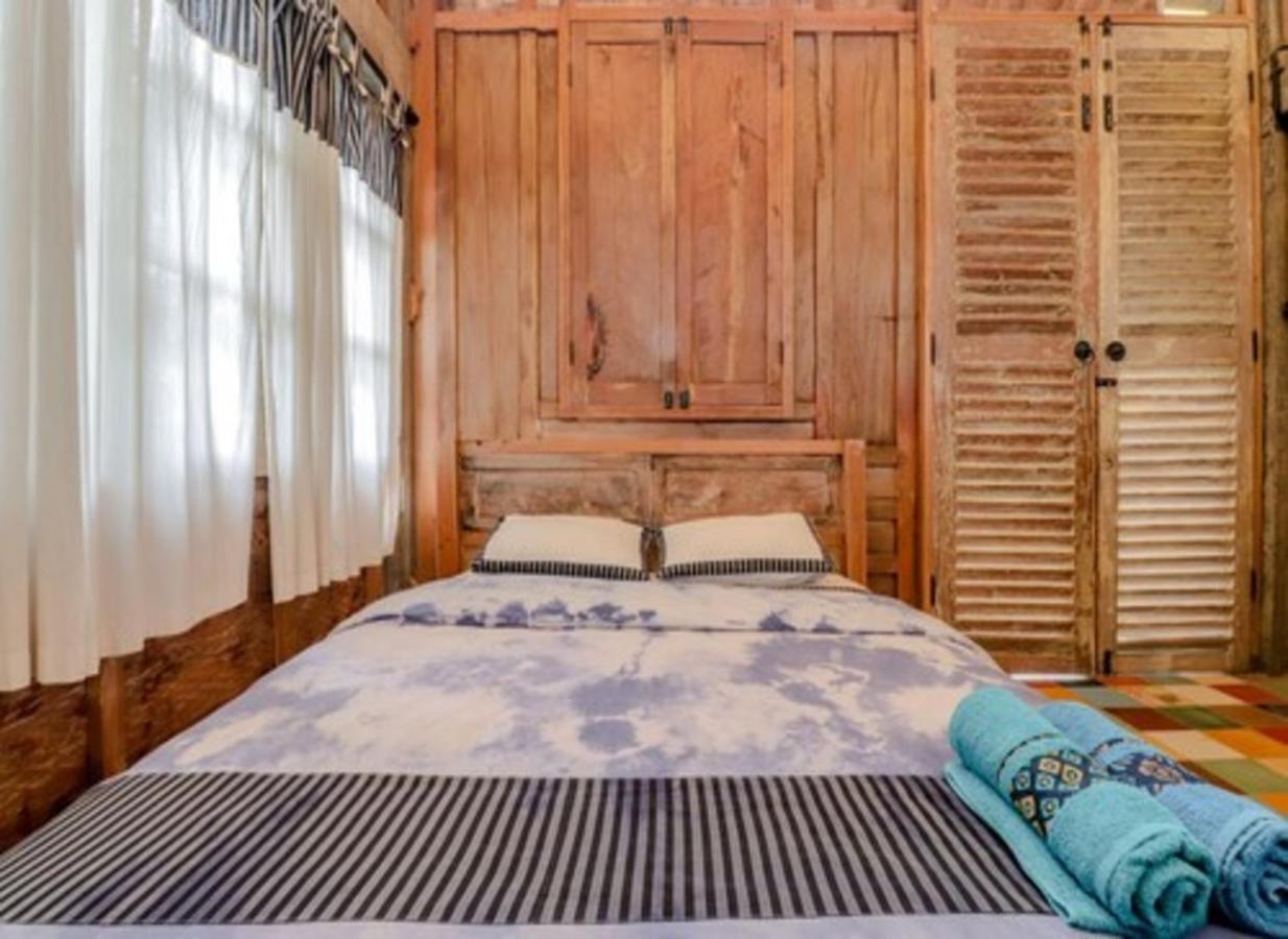 Lorong Homestay Bantul Exteriör bild