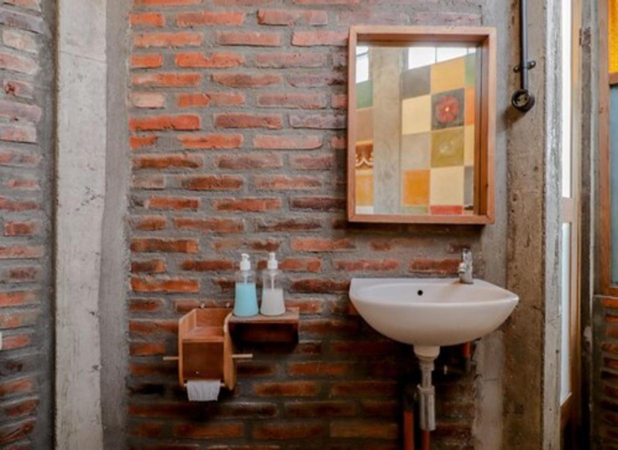 Lorong Homestay Bantul Exteriör bild