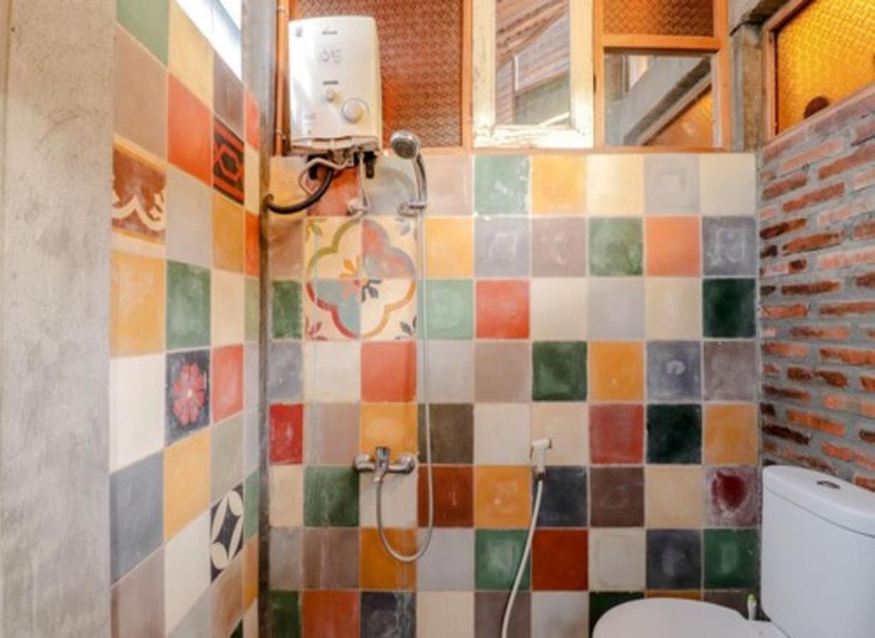 Lorong Homestay Bantul Exteriör bild