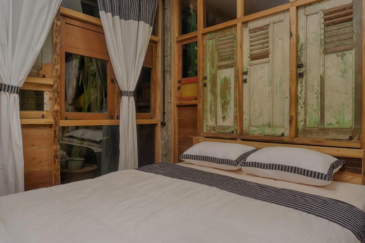 Lorong Homestay Bantul Exteriör bild